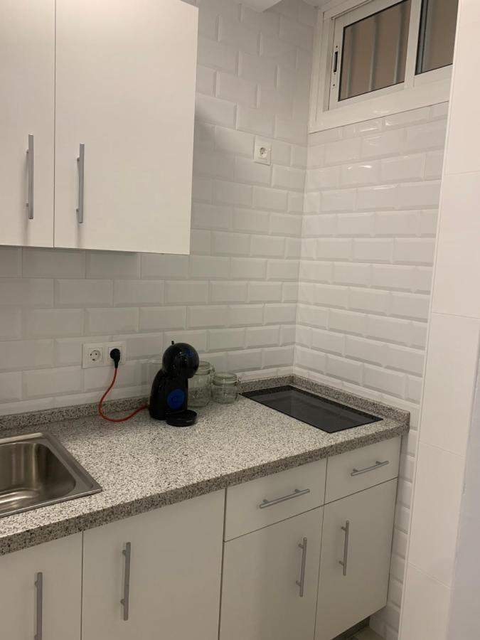 Acogedor Estudio En Primera Linea De Playa Benalmadena Luaran gambar